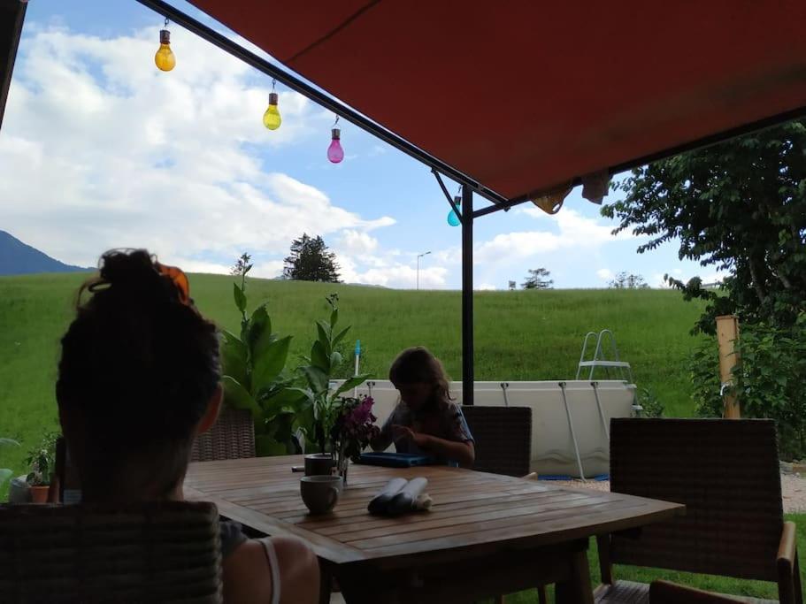 Upcycling Appartement Fischl - Nachhaltig Und Kreativ Wohnen Fuer Gross Und Klein Jenbach Exterior photo